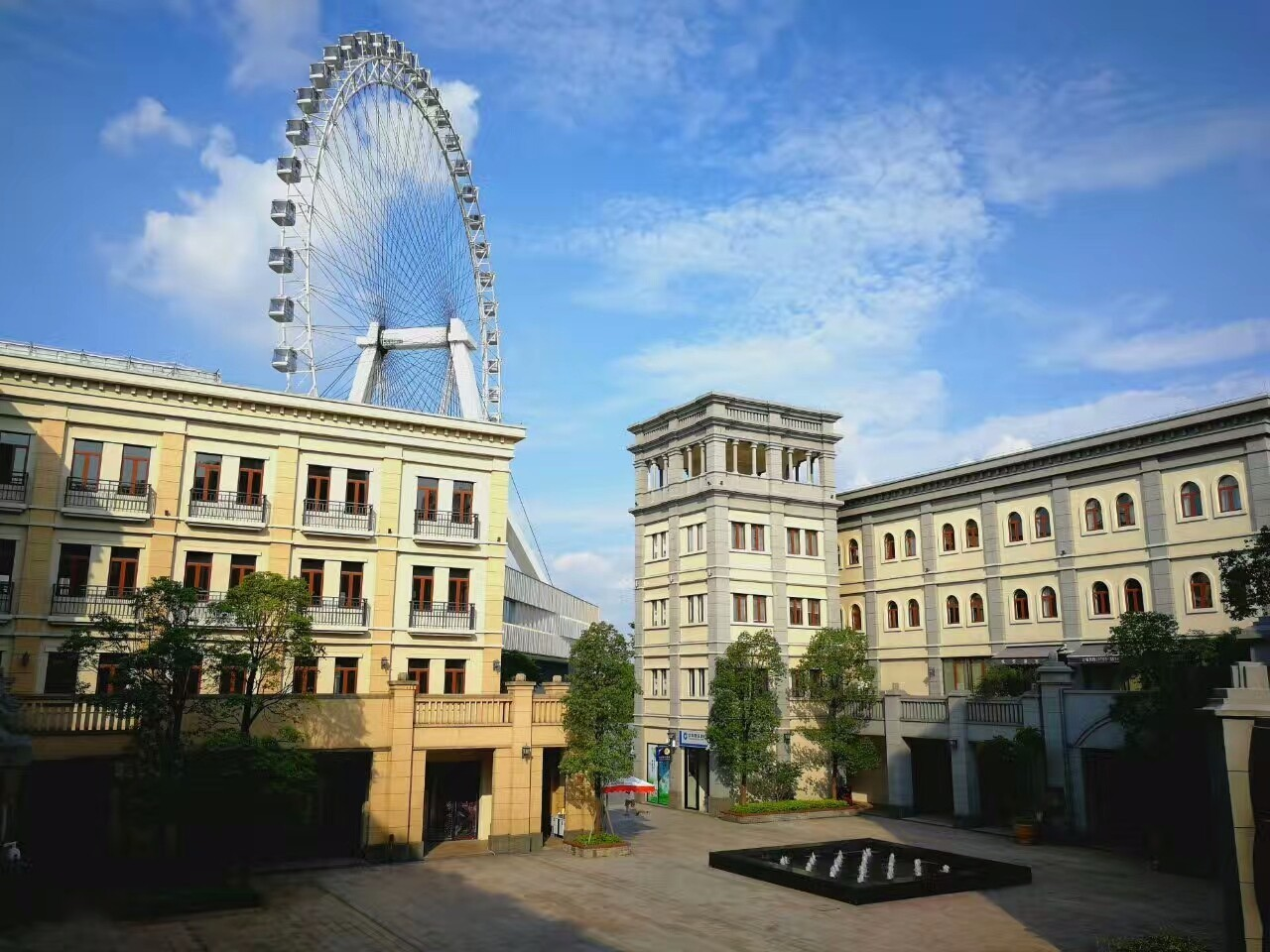清遠美林湖生態小鎮大家元家園酒店中央空調案例.png